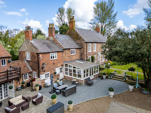 Photo 4- click for photo gallery